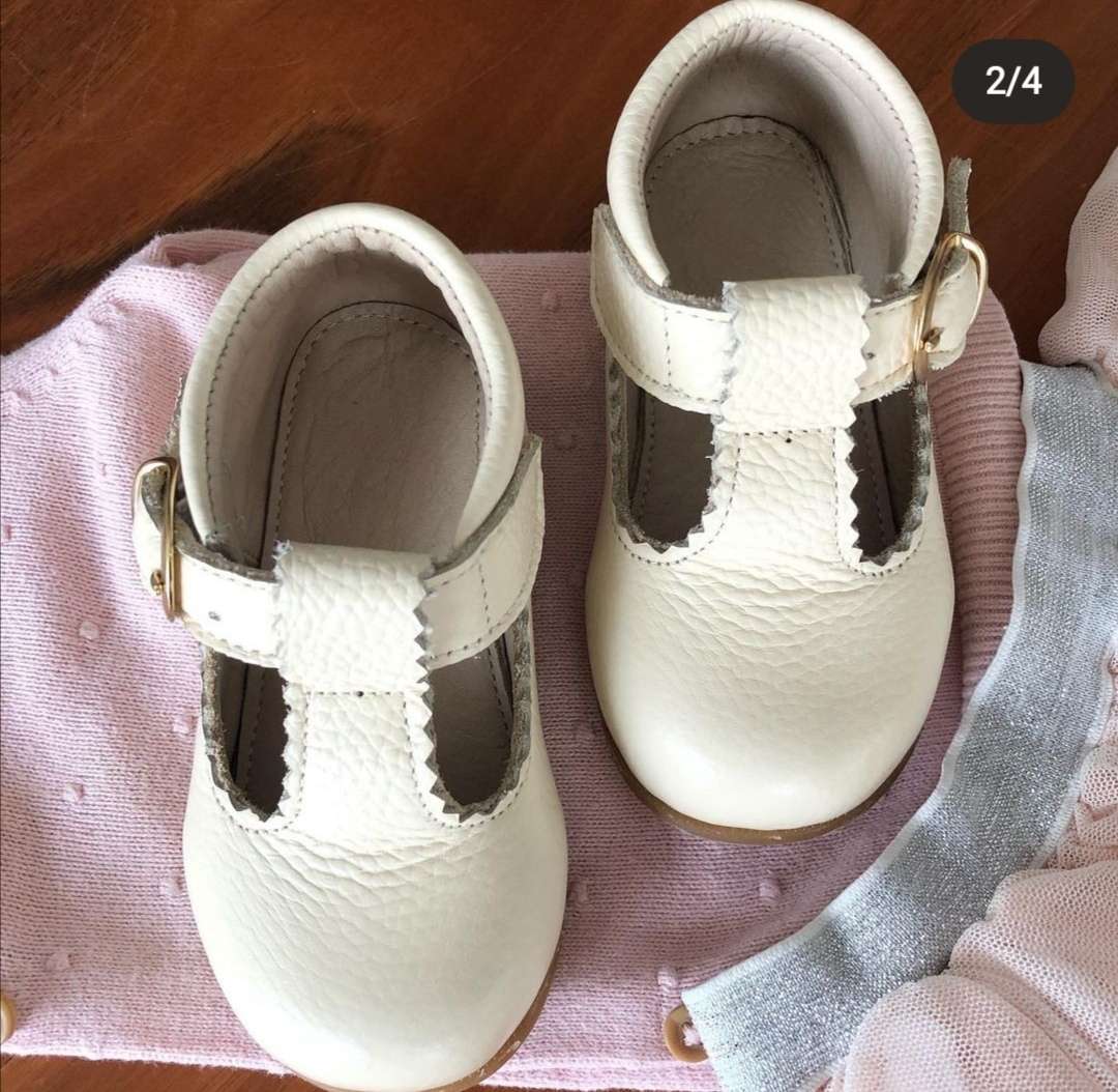 Krem Deri Tabanlı Bebek Ayakkabısı