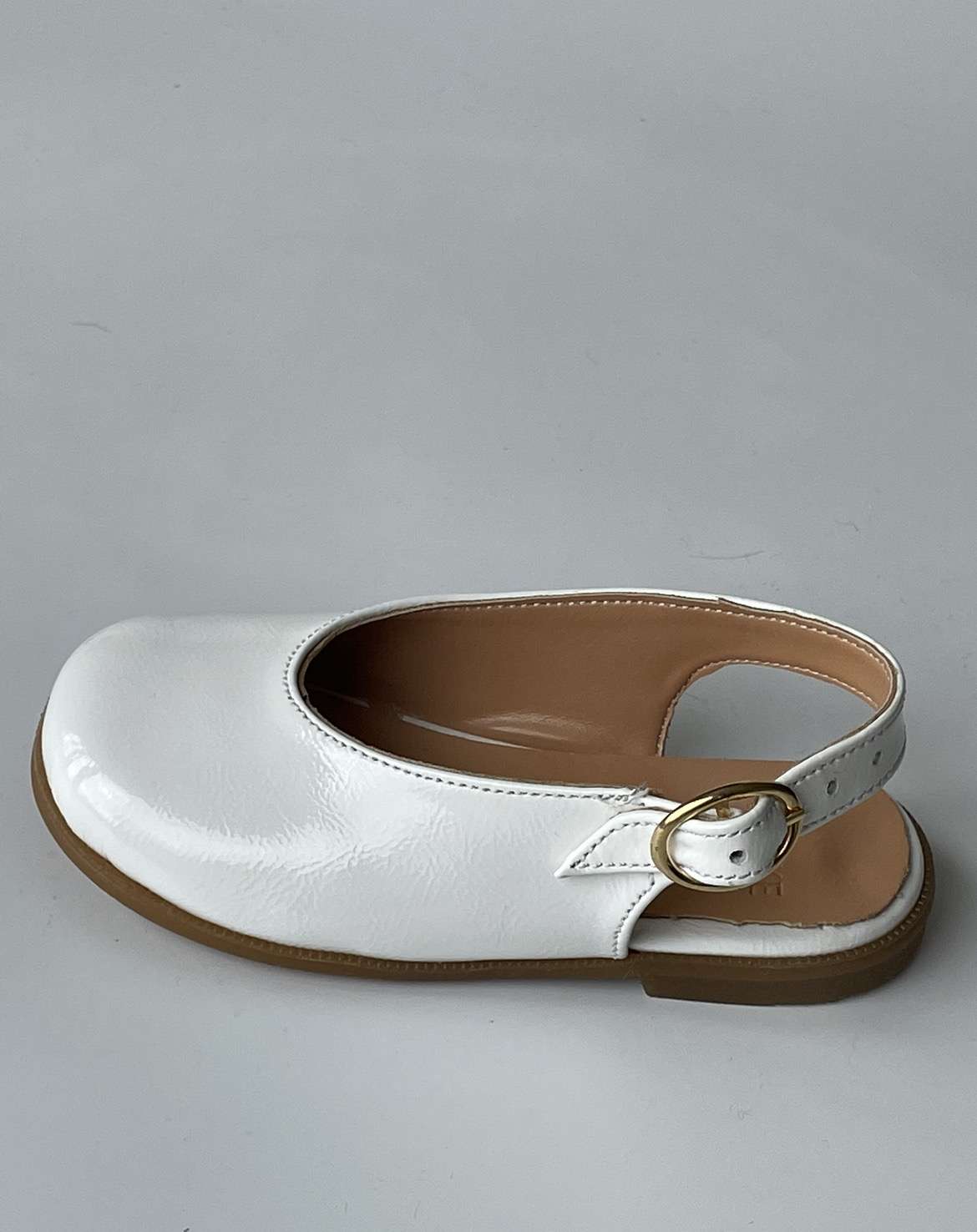 Beyaz Sandalet Babet
